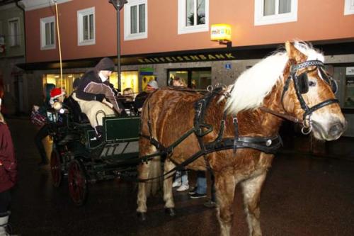 2011-12-09 - Neumarkter Adventmarkt - 3. Freitag (157)