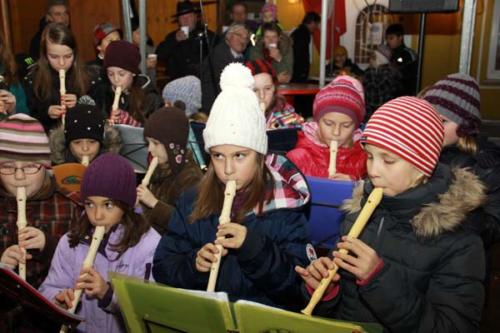 2011-12-16 - Neumarkter Adventmarkt - 4. Freitag (044)